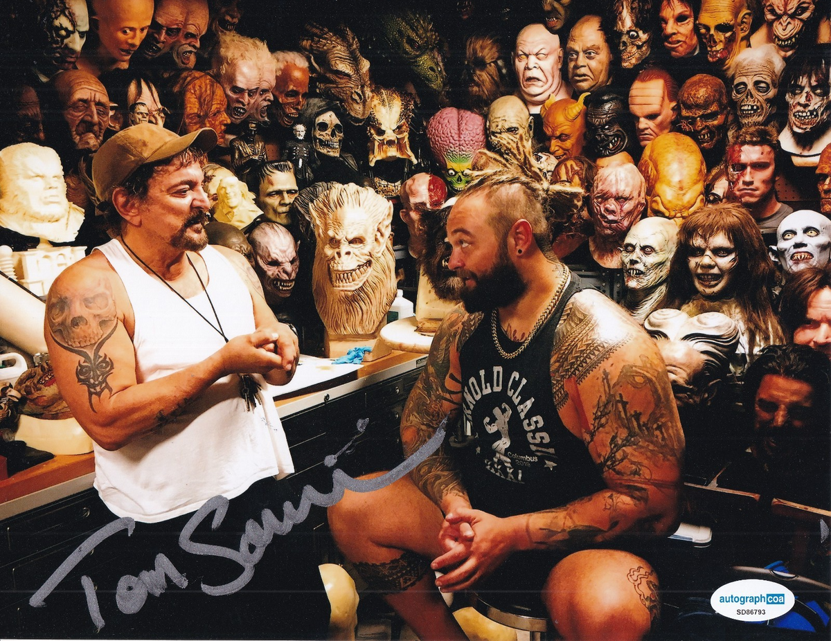 TOM SAVINI signed (FROM DUSK TILL DAWN) Special Effects 8X10 photo ACOA SD86793