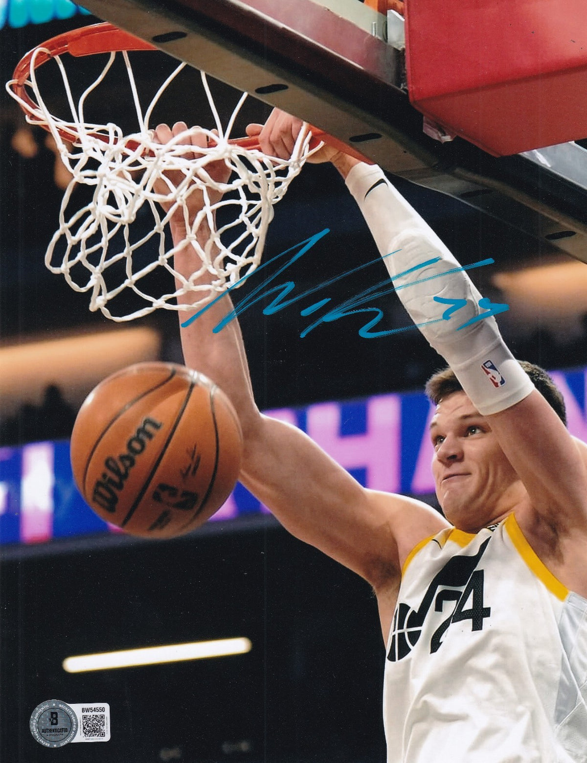 WALKER KESSLER signed (UTAH JAZZ) basketball 8X10 photo BECKETT BAS BW54550