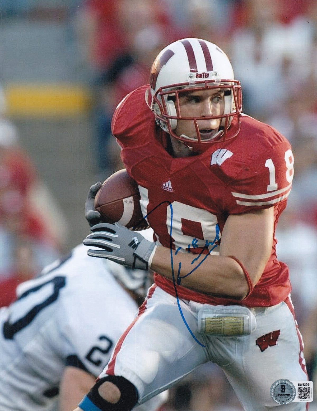 JIM LEONHARD signed (WISCONSIN BADGERS) football 8X10 photo BECKETT BW52091