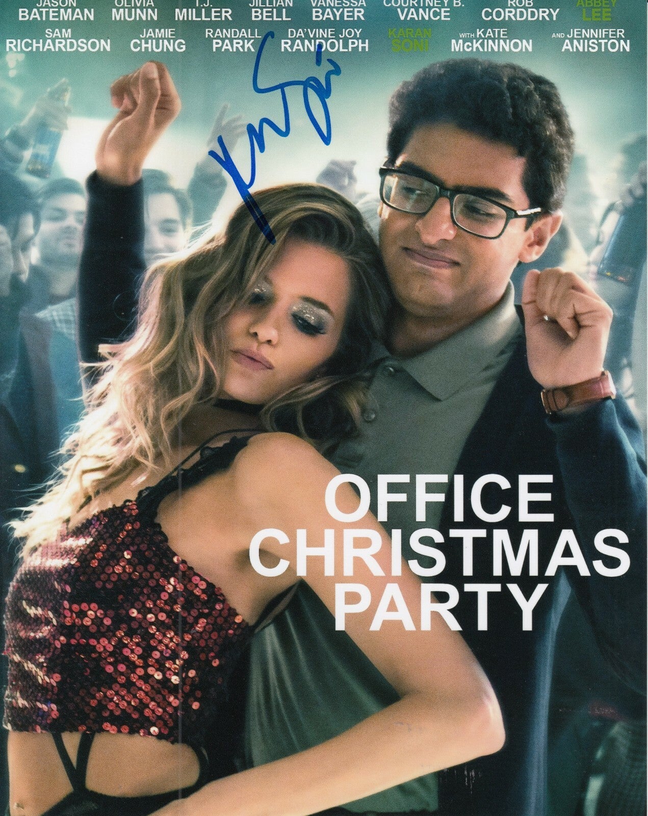 KARAN SONI signed (OFFICE CHRISTMAS PARTY) MOVIE 8X10 *Nate* photo W/COA #2