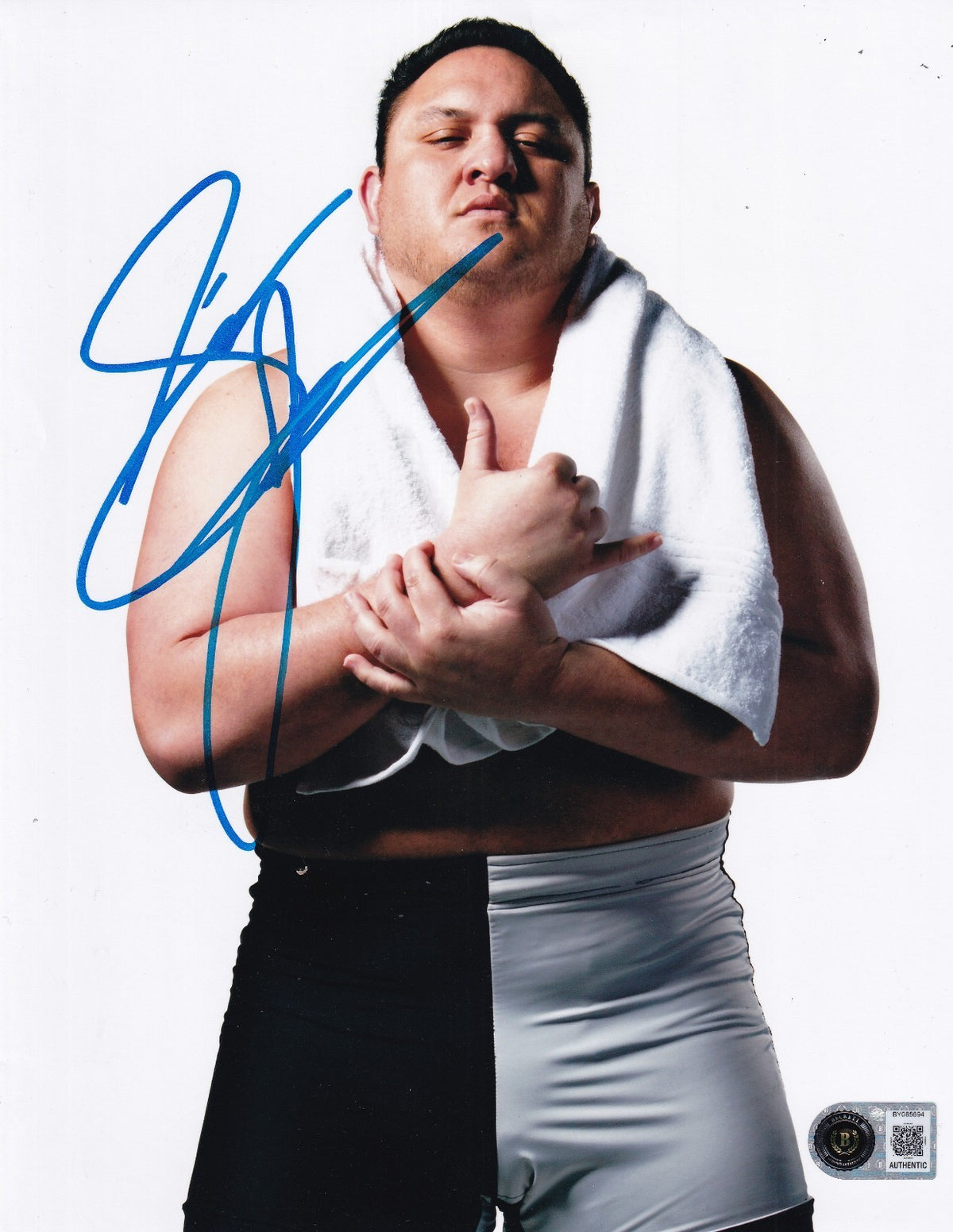 SAMOA JOE signed (WWE) Wrestling SMACKDOWN RAW 8x10 photo BECKETT BY085694