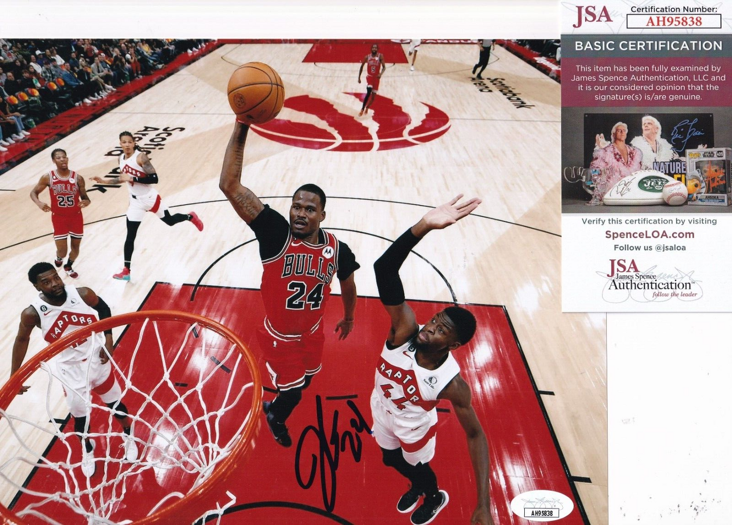 JAVONTE GREEN signed (CHICAGO BULLS) basketball 8X10 photo JSA COA AH95838