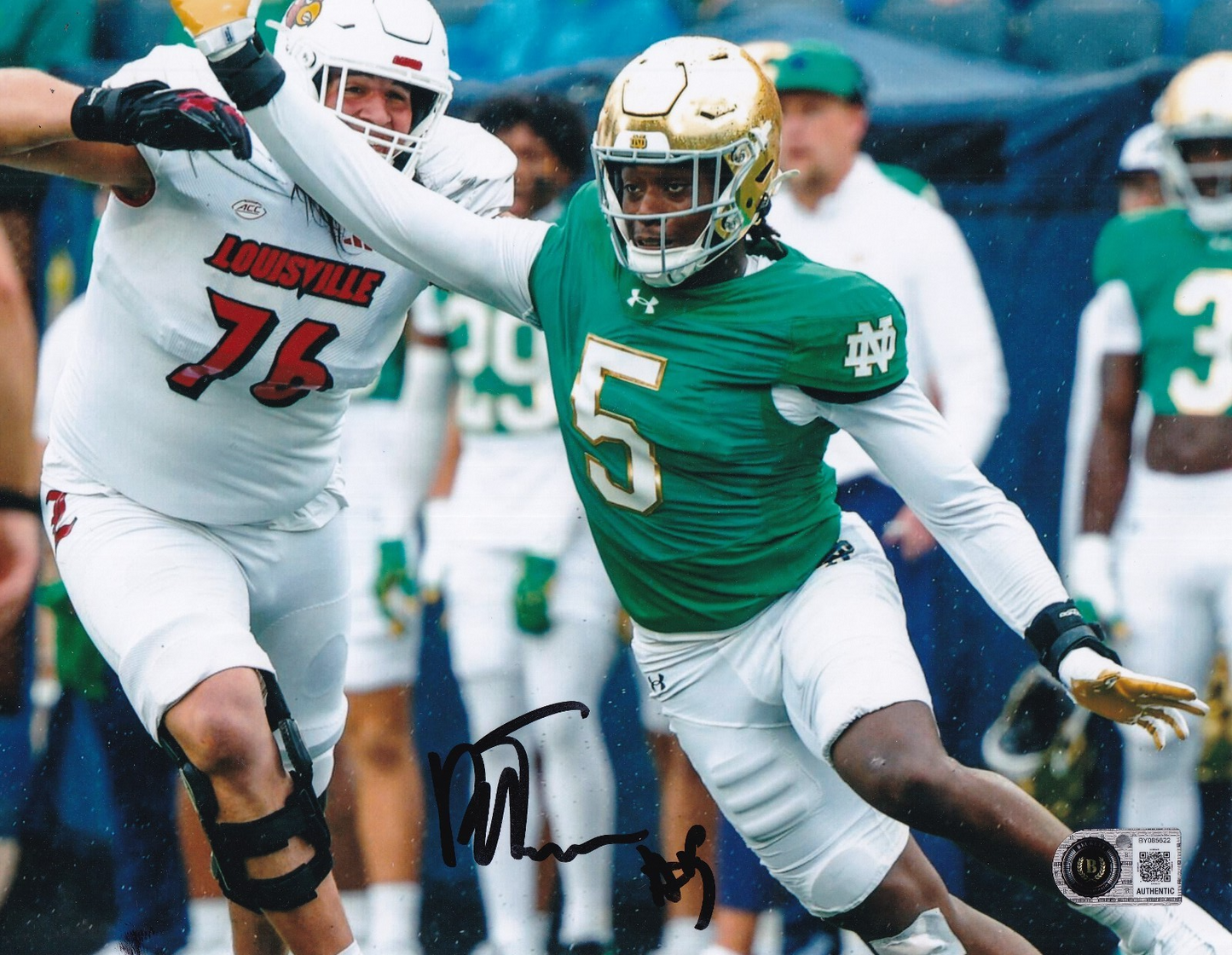BOUBACAR TRAORE signed (NOTRE DAME FIGHTING IRISH) 8X10 photo BECKETT BY085622