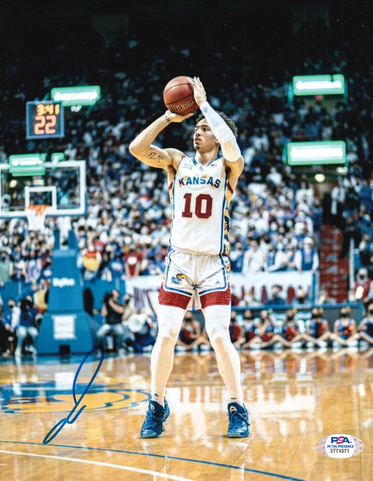JALEN WILSON signed (KANSAS JAYHAWKS) 8X10 photo BROOKLYN NETS PSA/DNA 3T74971