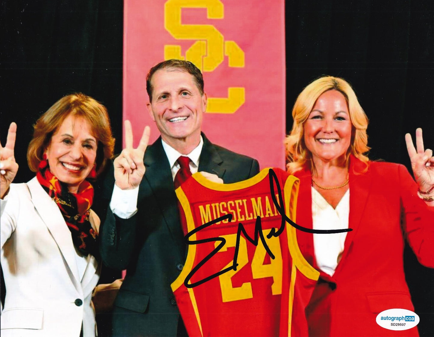 ERIC MUSSELMAN signed (USC TROJANS) Coach basketball 8X10 photo ACOA SD29507