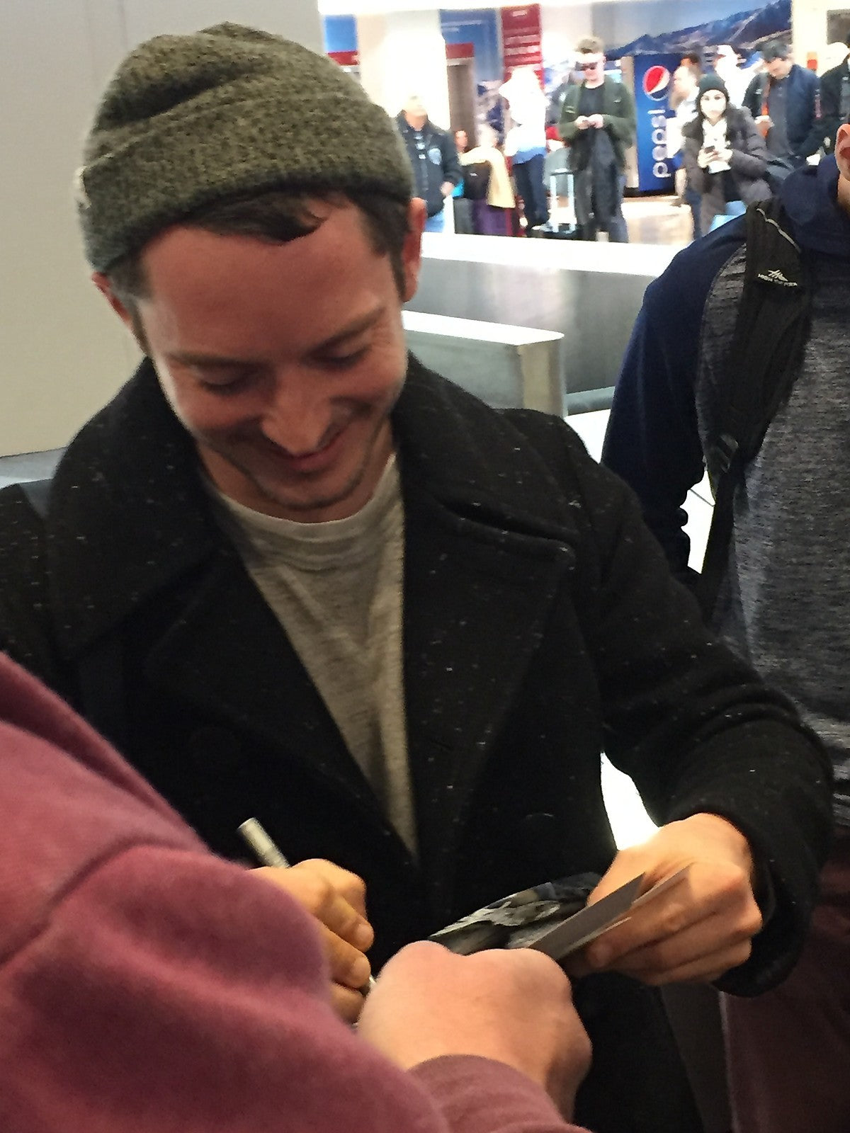 ELIJAH WOOD signed *The Last Witch Hunter* 8X10 photo *PROOF* W/COA Dolan 37 #1
