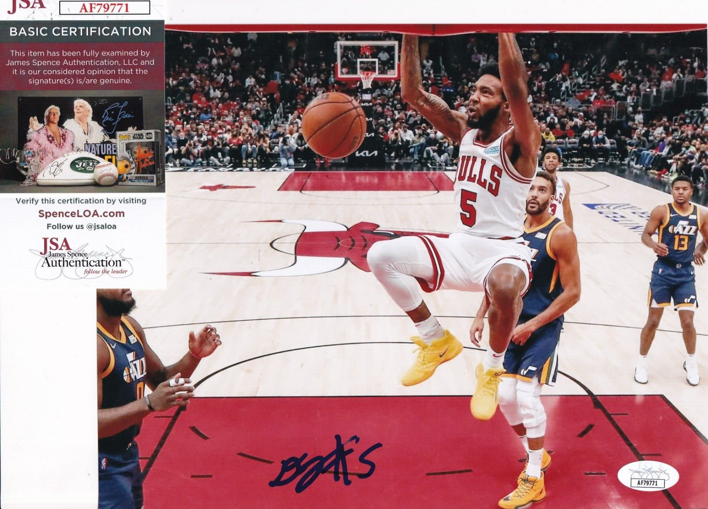 DERRICK JONES JR signed (CHICAGO BULLS) basketball 8X10 photo JSA COA AF79771