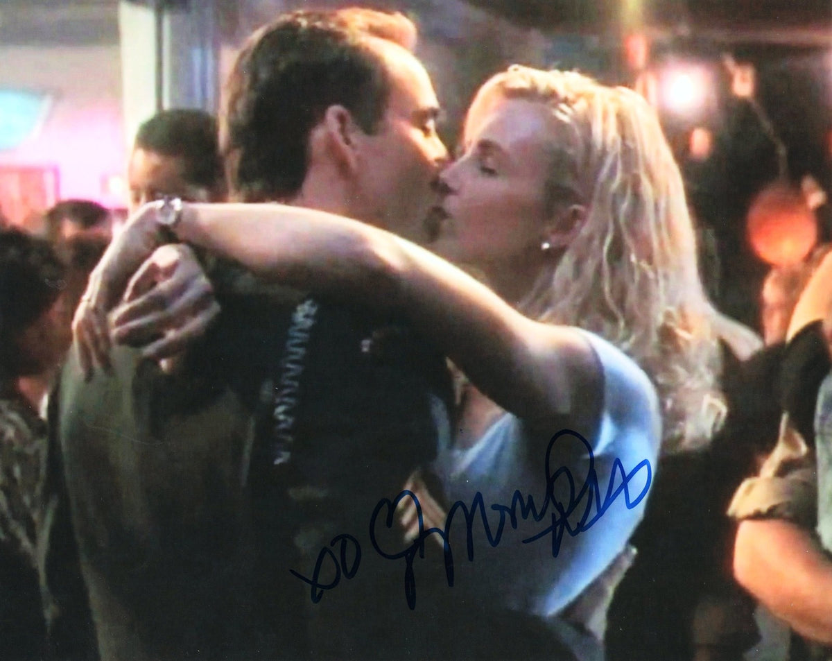 Monica Potter Along Came A Spider Patch Adams Signed 8x10 Photo w/COA