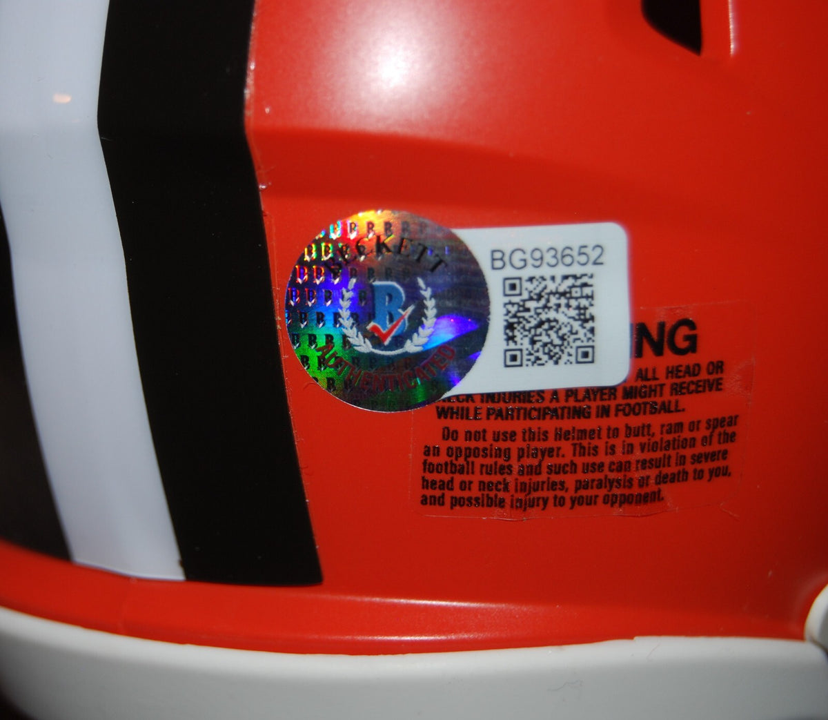JOE THOMAS signed (CLEVELAND BROWNS) mini football helmet BECKETT BAS BG93652
