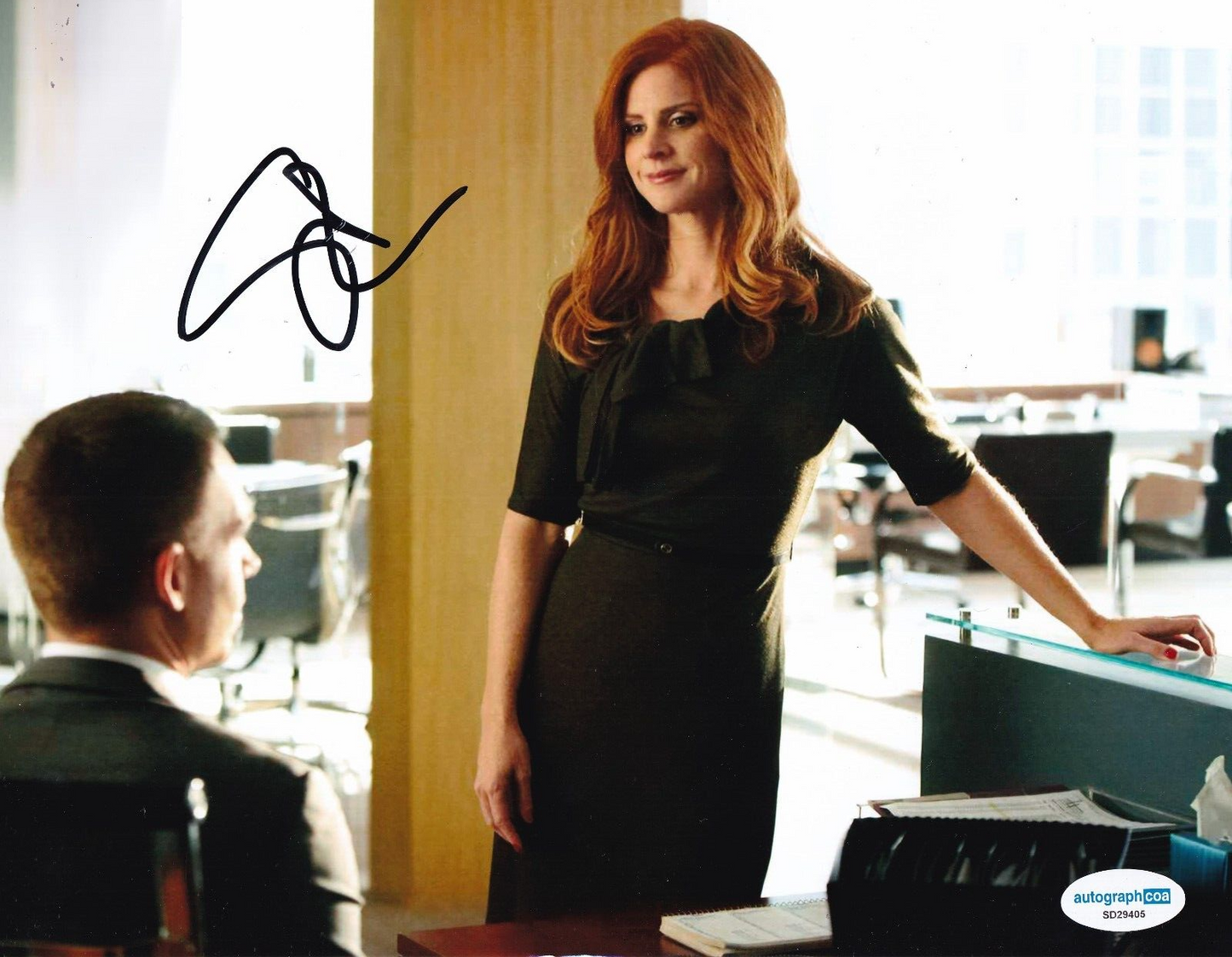 SARAH RAFFERTY signed (SUITS) Donna Paulsen 8X10 photo ACOA SD29405