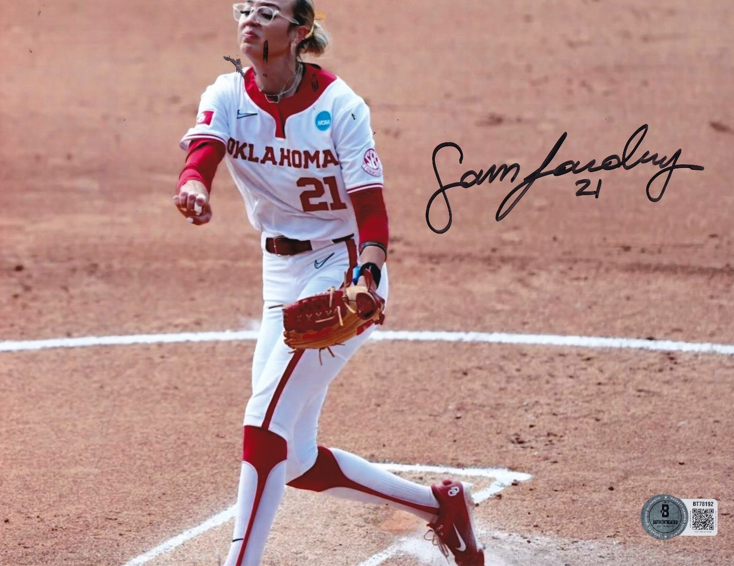 SAM LANDRY signed (OKLAHOMA SOONERS) Softball 8X10 photo BECKETT BAS BT78192