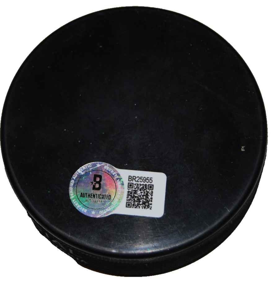 CHRIS CHELIOS signed (TEAM USA) Blackhawks hockey puck BECKETT BR25955