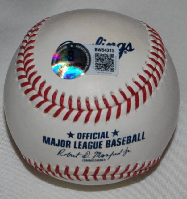 MIGUEL MONTERO signed (CHICAGO CUBS) Major League baseball BECKETT BW54315