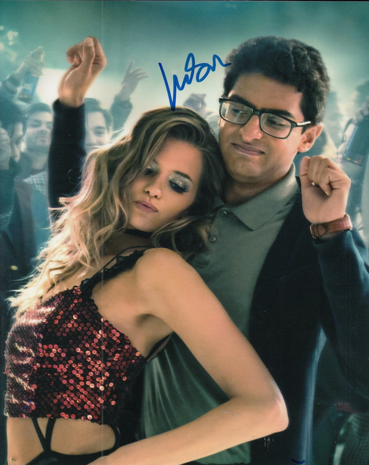 KARAN SONI signed (OFFICE CHRISTMAS PARTY) MOVIE 8X10 *Nate* photo W/COA #1