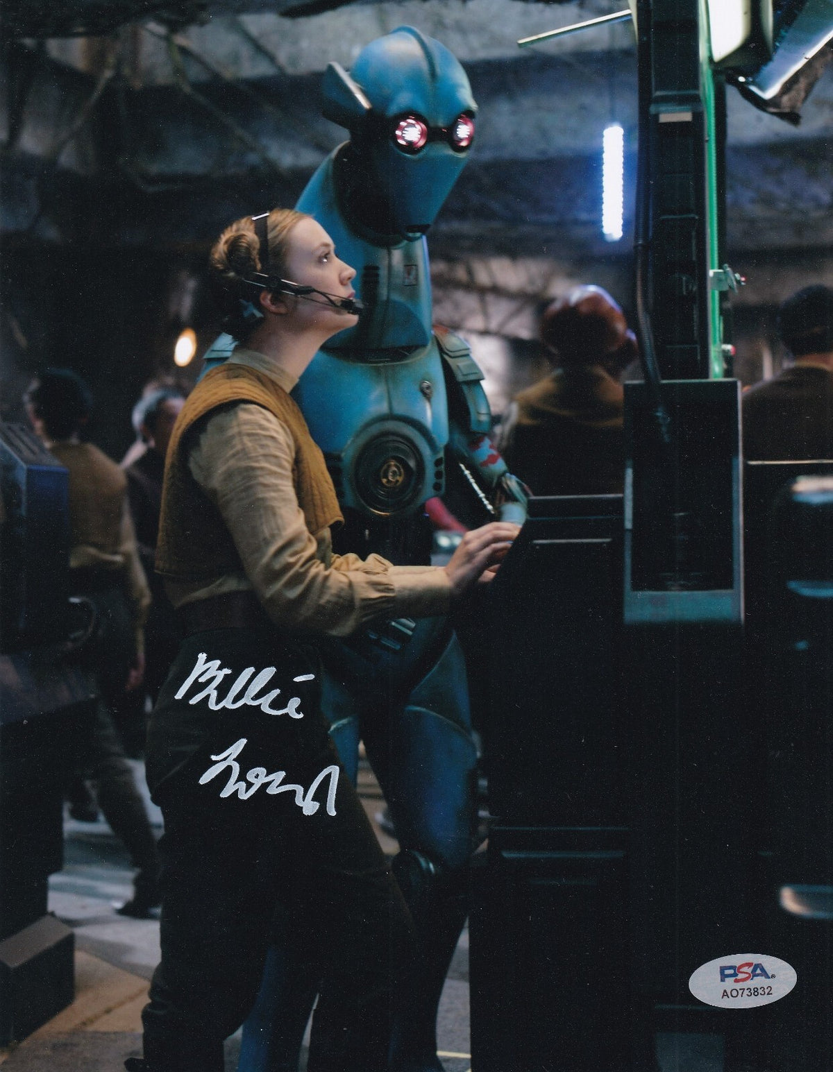BILLIE LOURD signed (STAR WARS) Lieutenant Connix 8X10 photo PSA/DNA AO73832