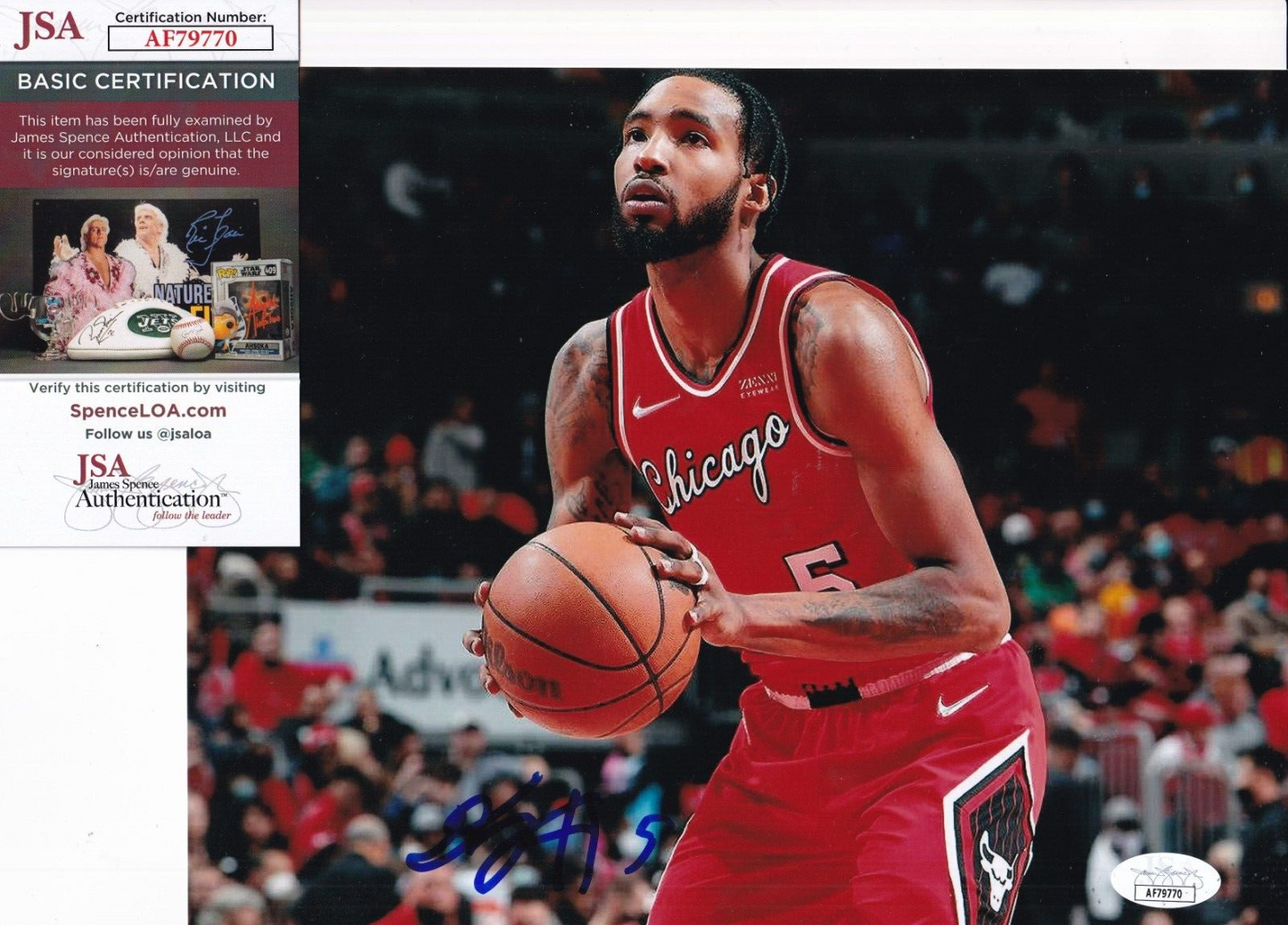 DERRICK JONES JR signed (CHICAGO BULLS) basketball 8X10 photo JSA COA AF79770