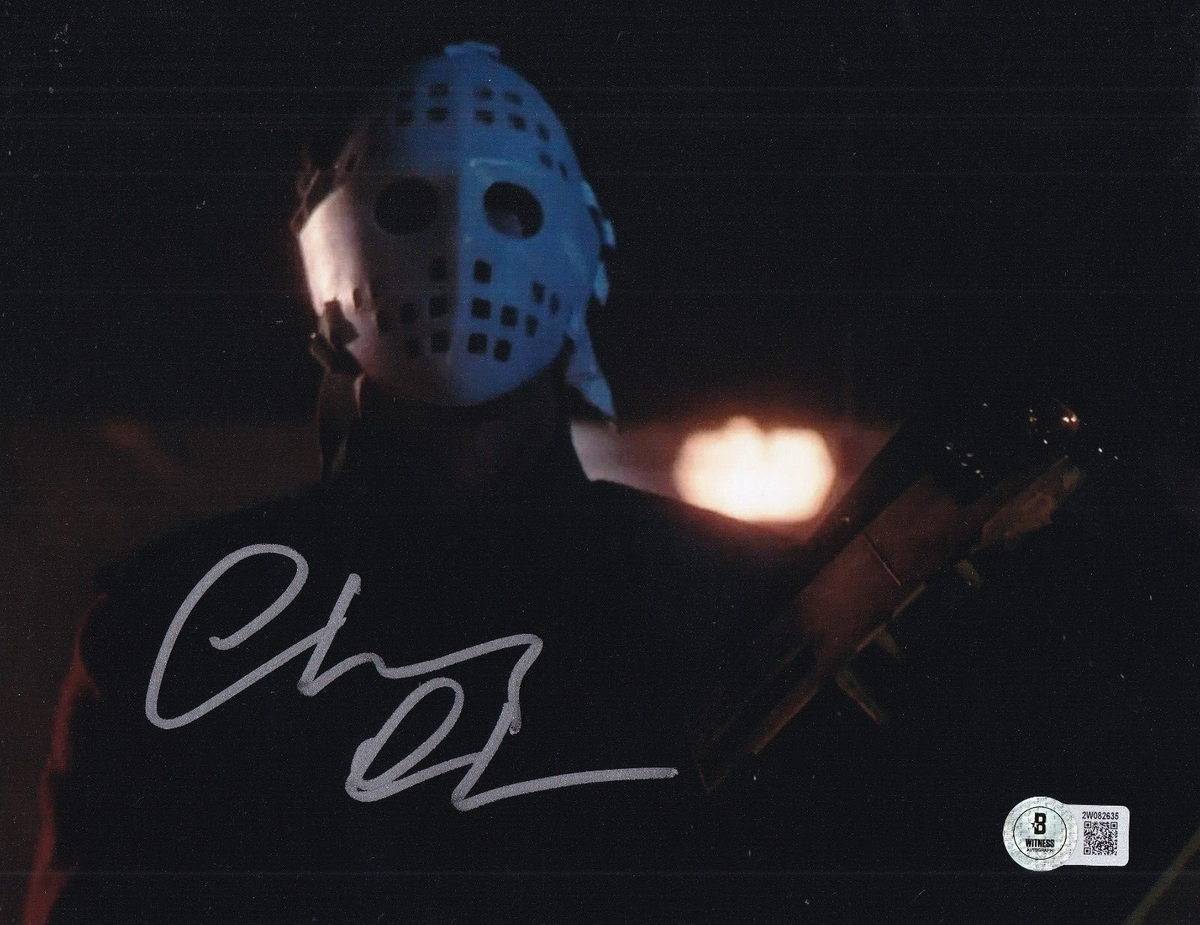 CHEVY CHASE signed (CHRISTMAS VACATION) Clark 8X10 photo BECKETT BAS 2W082635