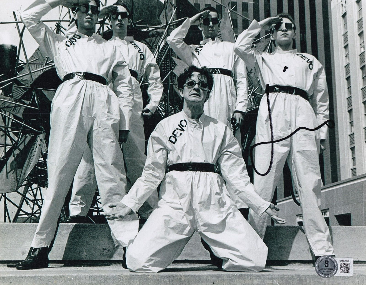 GERALD CASALE signed (DEVO) Music Whip It! autograph 8X10 photo BECKETT BM85158
