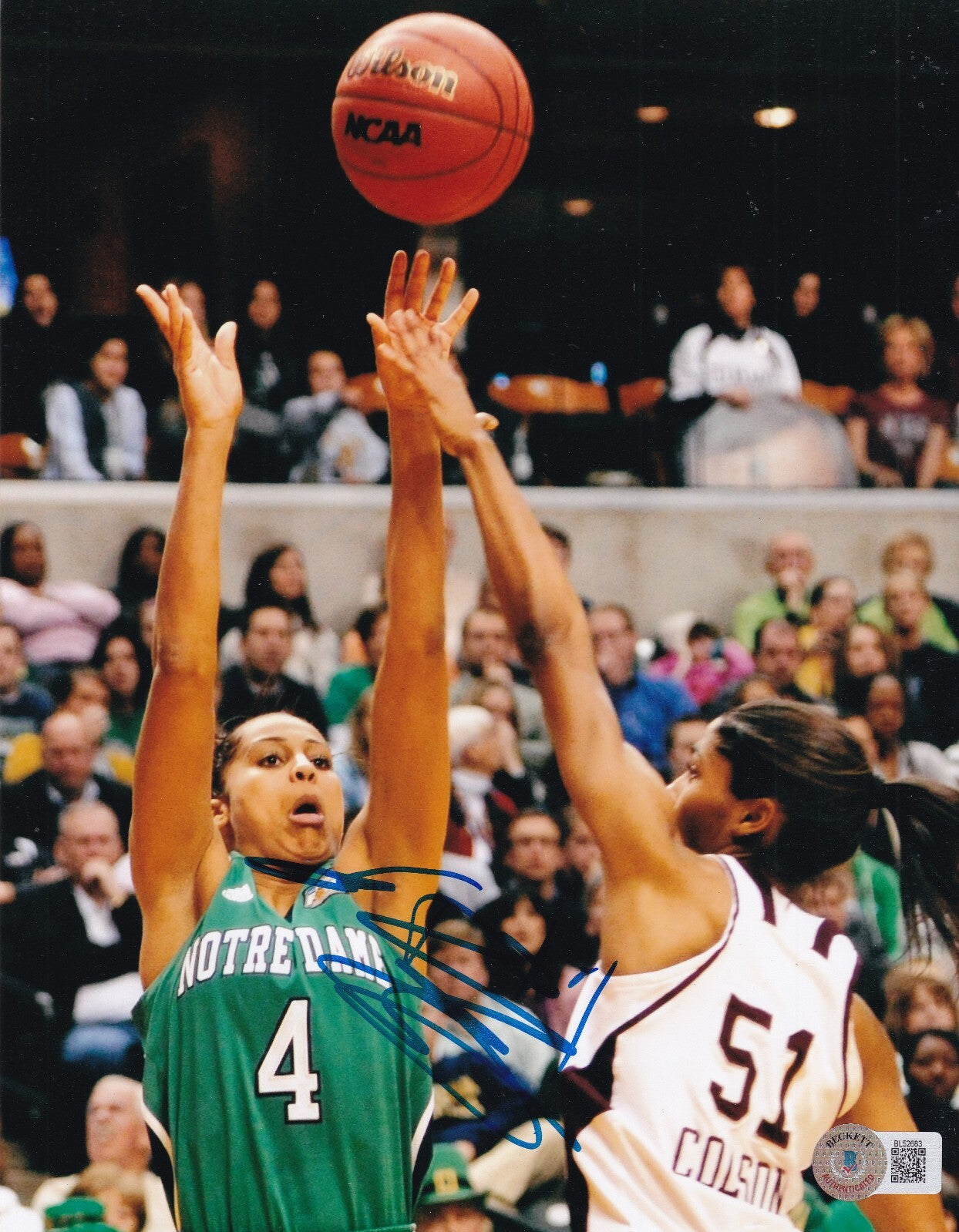 SKYLAR DIGGINS signed (NOTRE DAME FIGHTING IRISH) 8X10 photo BECKETT BL52683