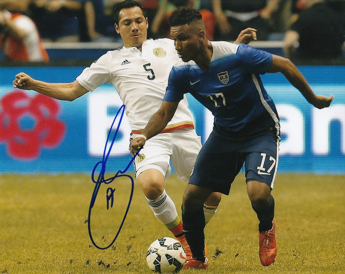 JUAN AGUDELO signed (NEW ENGLAND REVOULTION) MLS SOCCER 8X10 *TEAM USA* W/COA #2