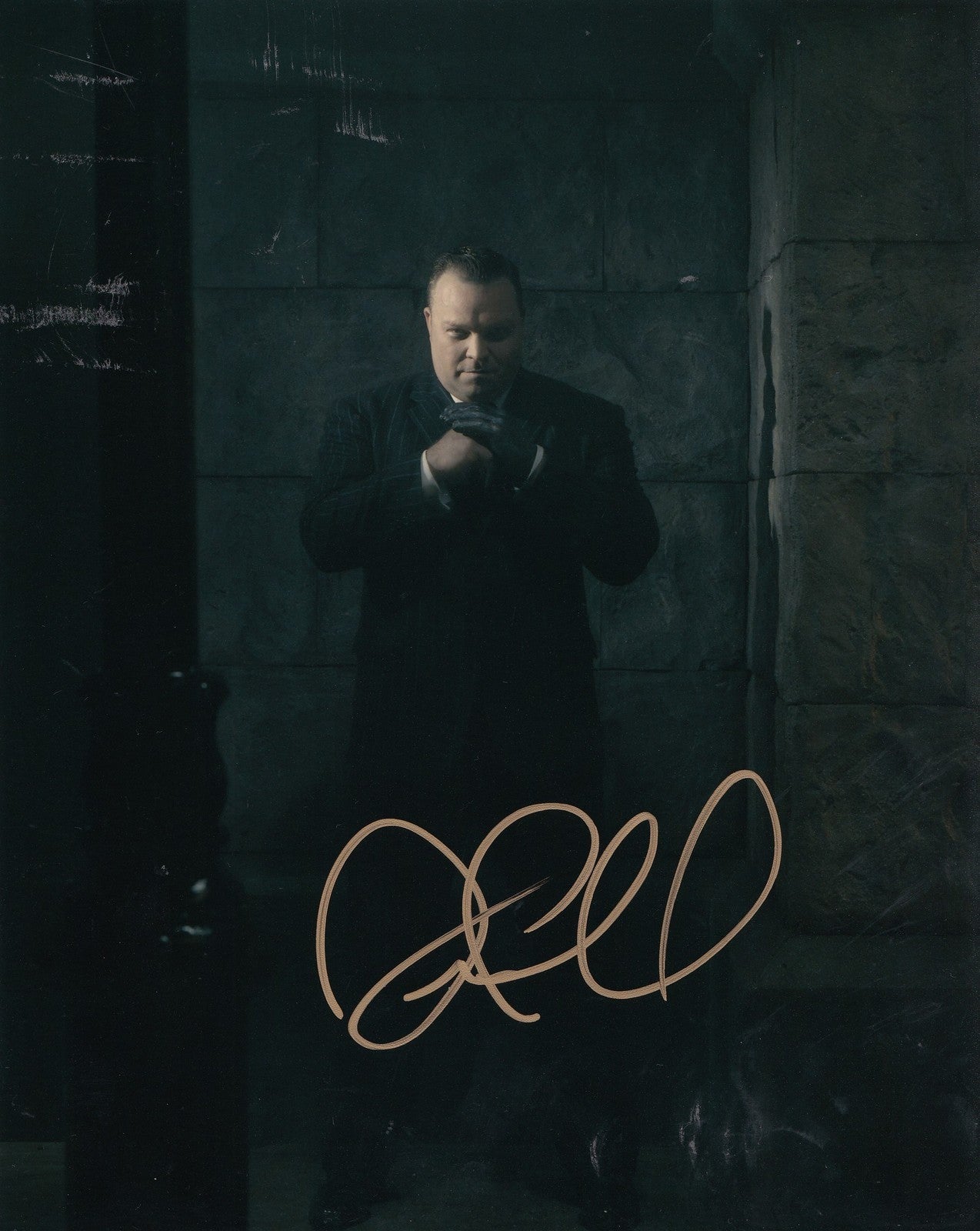 DREW POWELL signed *GOTHAM* BUTCH TV SHOW 8X10 photograph BATMAN W/COA #3