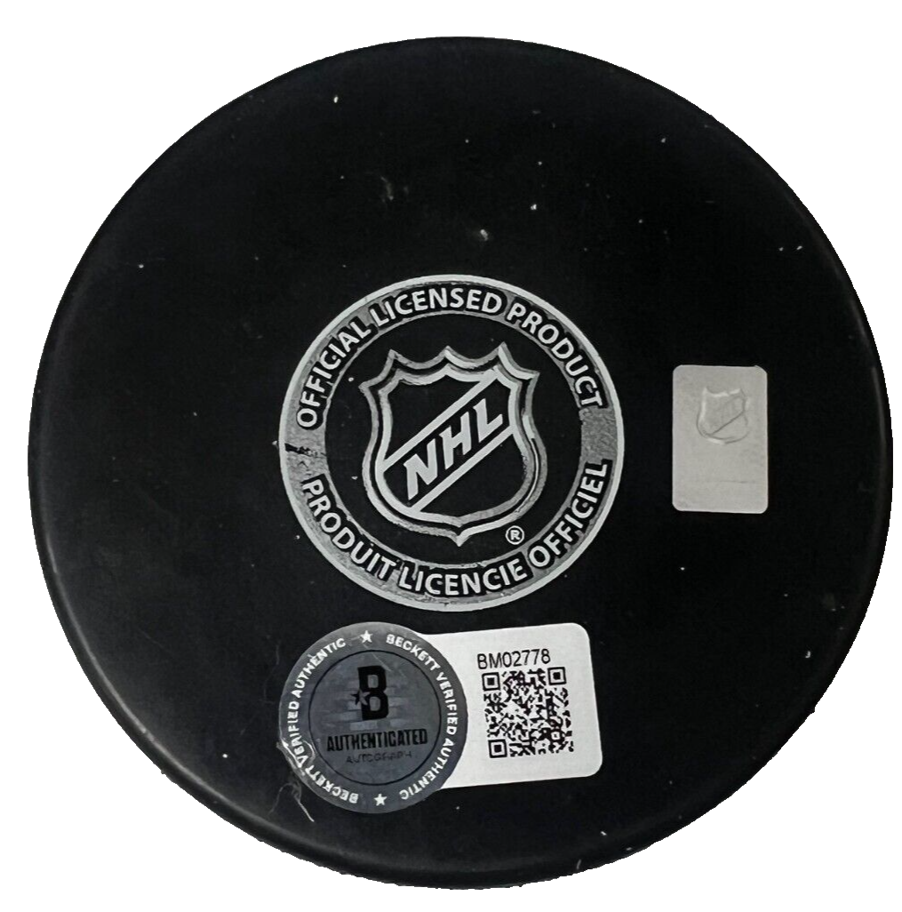JAKE WALMAN signed (DETROIT RED WINGS) Hockey puck BECKETT BAS BM02778