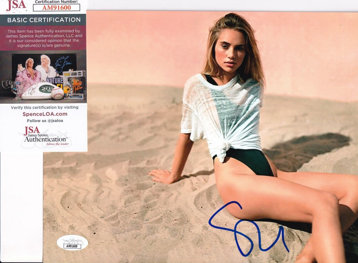 SUKI WATERHOUSE signed (GOOD LOOKING) Music Actress 8X10 photo JSA COA AM91600