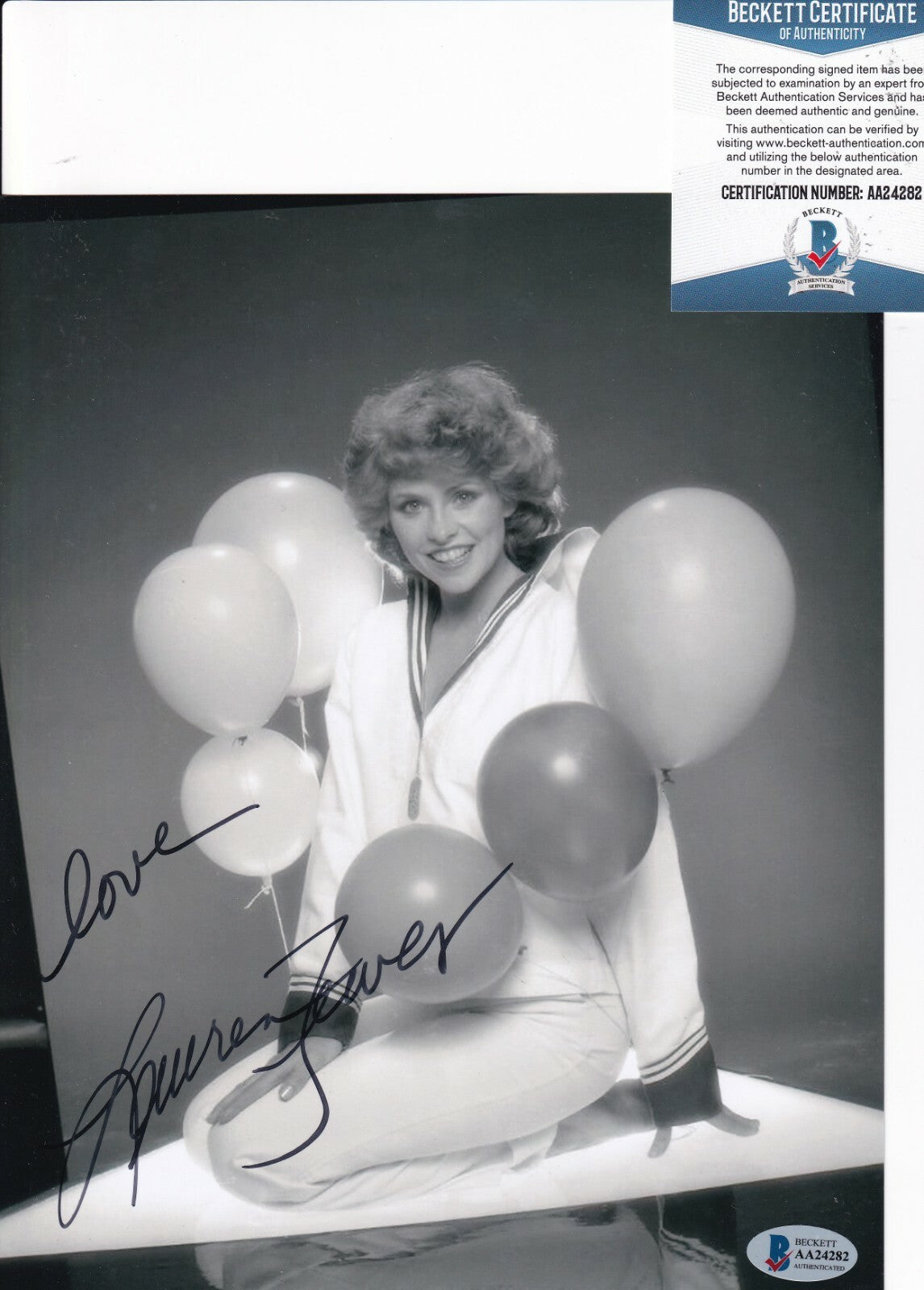 LAUREN TEWES signed (THE LOVE BOAT) Julie McCoy 8X10 photo BECKETT BAS AA24282