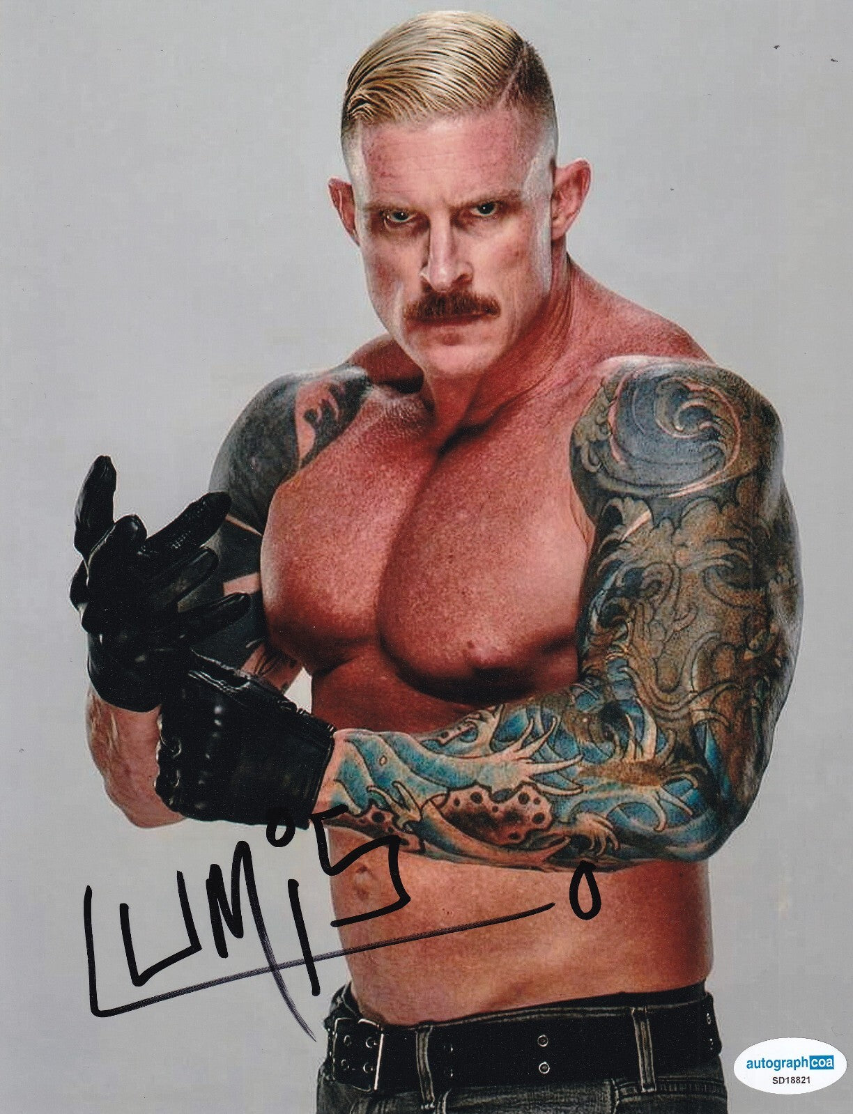 LUMIS signed (WWE) Wrestling Smackdown Raw 8X10 photo ACOA SD18921