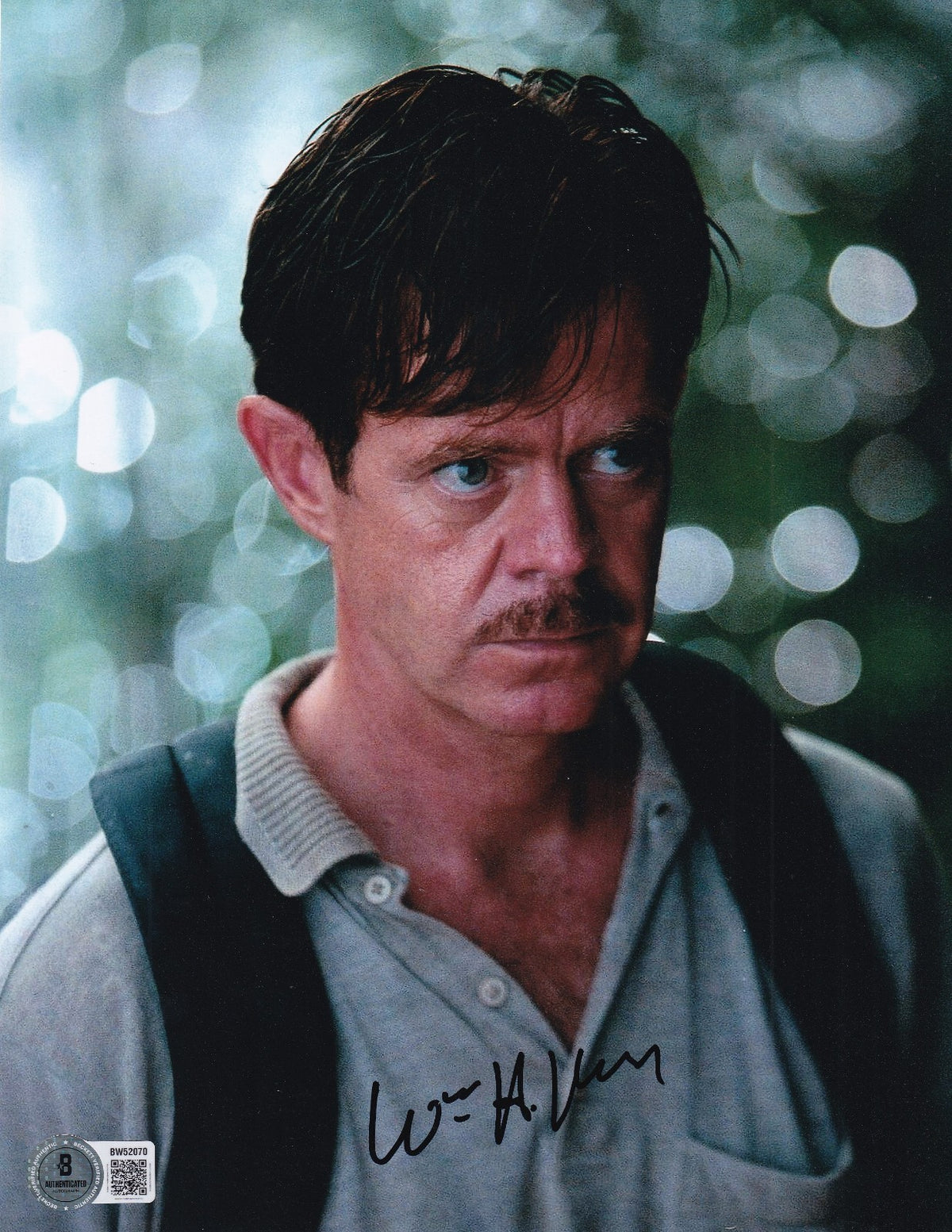 WILLIAM H MACY signed (JURASSIC PARK) Movie 8X10 photo BECKETT BAS BW52070