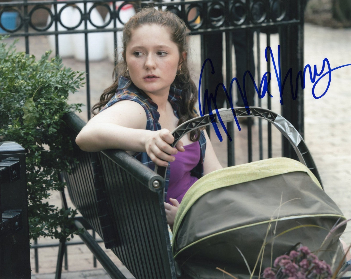 Emma Kenney Shameless Debbie Gallagher Signed 8x10 Photo w/COA #9