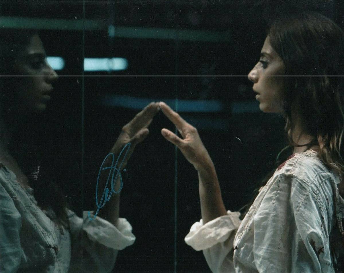 ANGELA SARAFYAN signed (WESTWORLD) 8X10 photo *Clementine Pennyfeather* W/COA #1