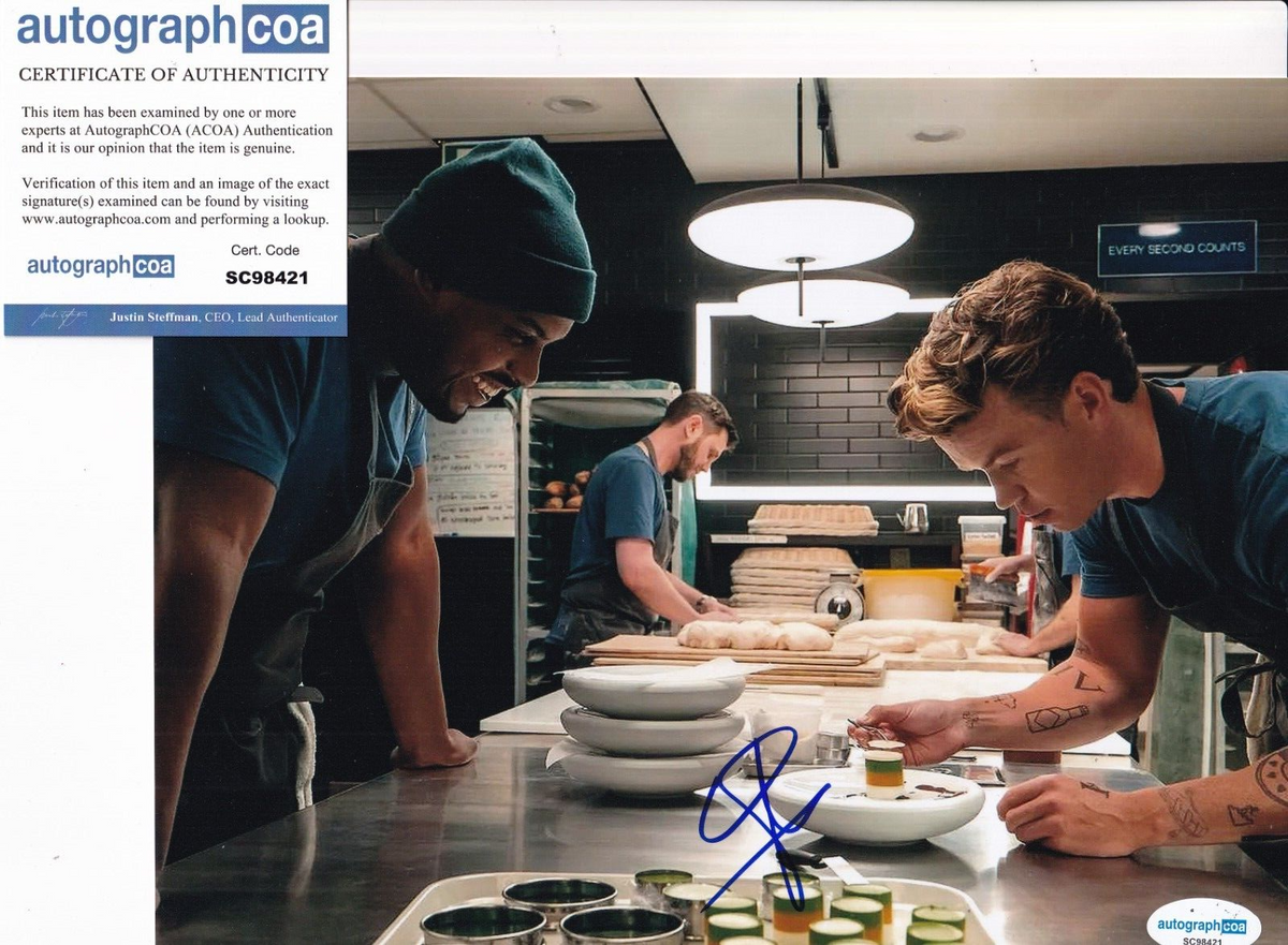 WILL POULTER signed (THE BEAR) Chef Luca TV Show 8X10 photo ACOA SC98421