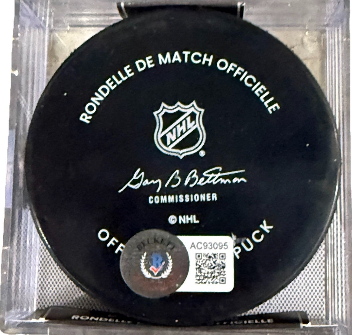 JESPER WALLSTEDT signed (MINNESOTA WILD) Game hockey puck BECKETT BAS AC93095