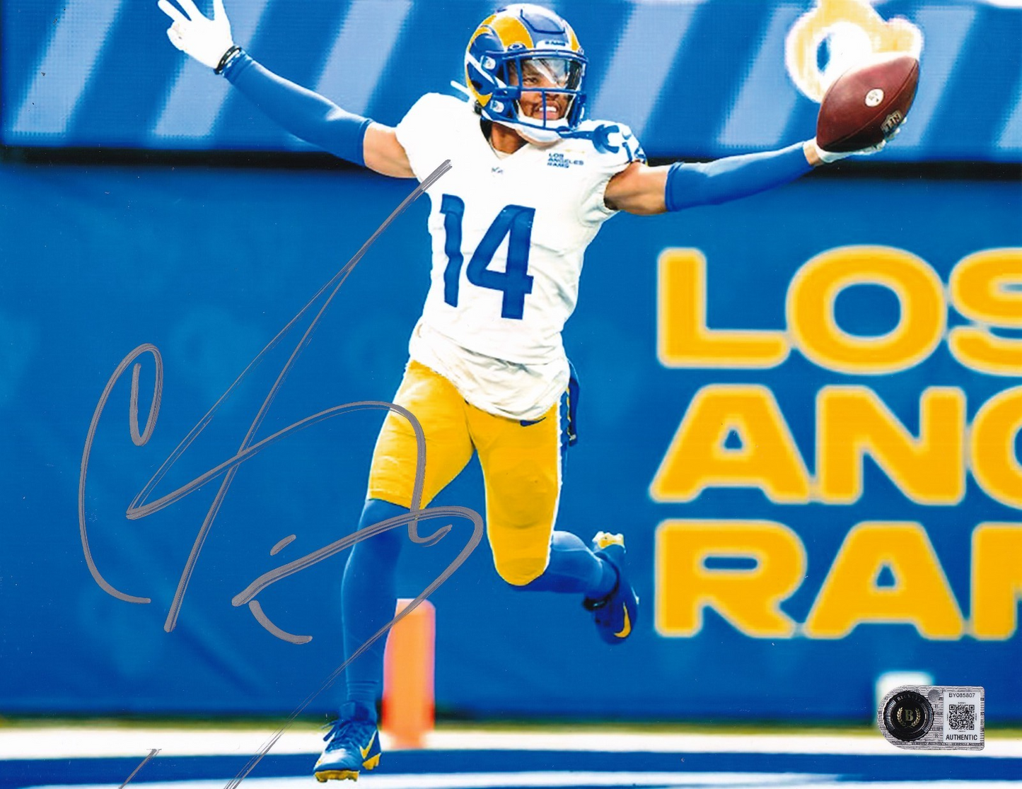 COBIE DURANT signed (LOS ANGELES RAMS) football 8X10 photo BECKETT BAS BY085807