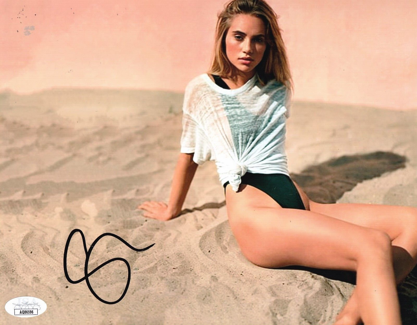 SUKI WATERHOUSE signed (GOOD LOOKING) Music Actress 8X10 photo JSA COA AQ86596
