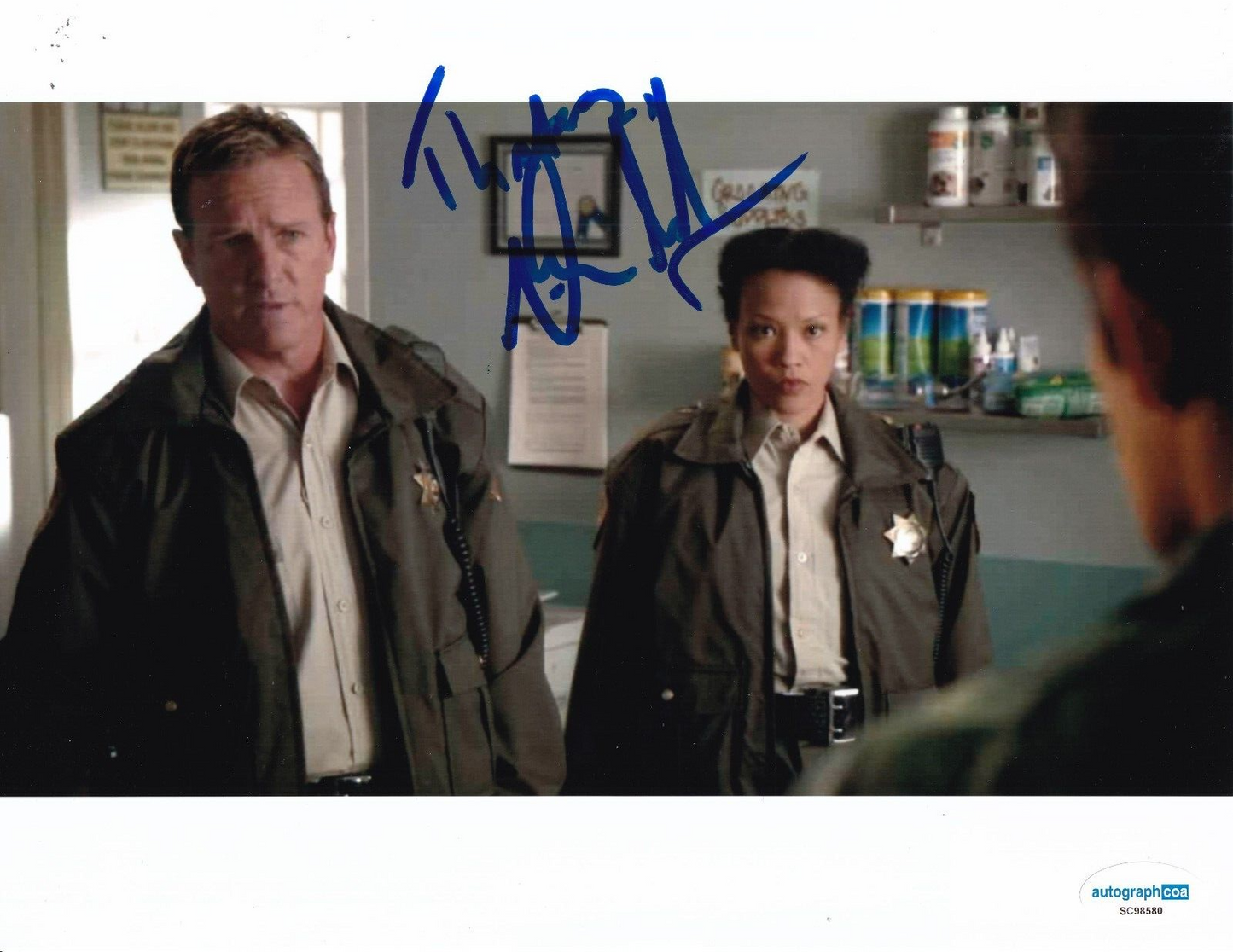 LINDEN ASHBY signed (TEEN WOLF) Sheriff Noah autographed 8X10 photo ACOA SC98580
