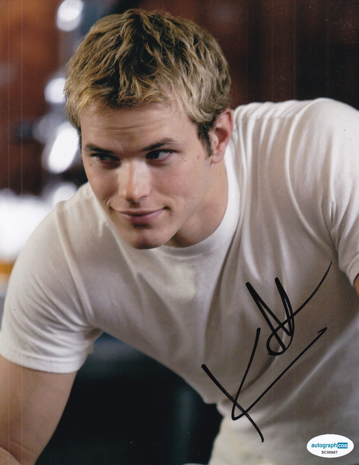 KELLAN LUTZ signed (TWILIGHT) Emmett Cullen movie 8X10 photo ACOA SC98687