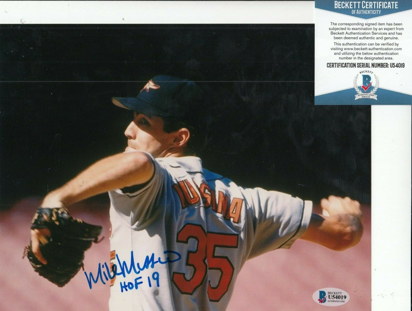 MIKE MUSSINA signed (BALTIMORE ORIOLES) Baseball 8X10 photo BECKETT BAS U54019