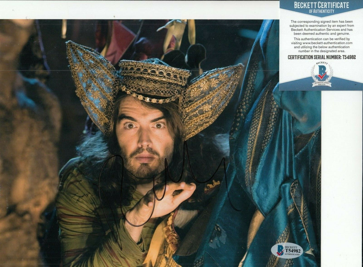 RUSSELL BRAND signed (THE TEMPEST) *Trinculo* Movie 8X10 BECKETT BAS T54982