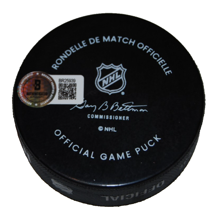 BO HORVAT signed (NEW YORK ISLANDERS) Stadium Series Game puck BECKETT BR25939