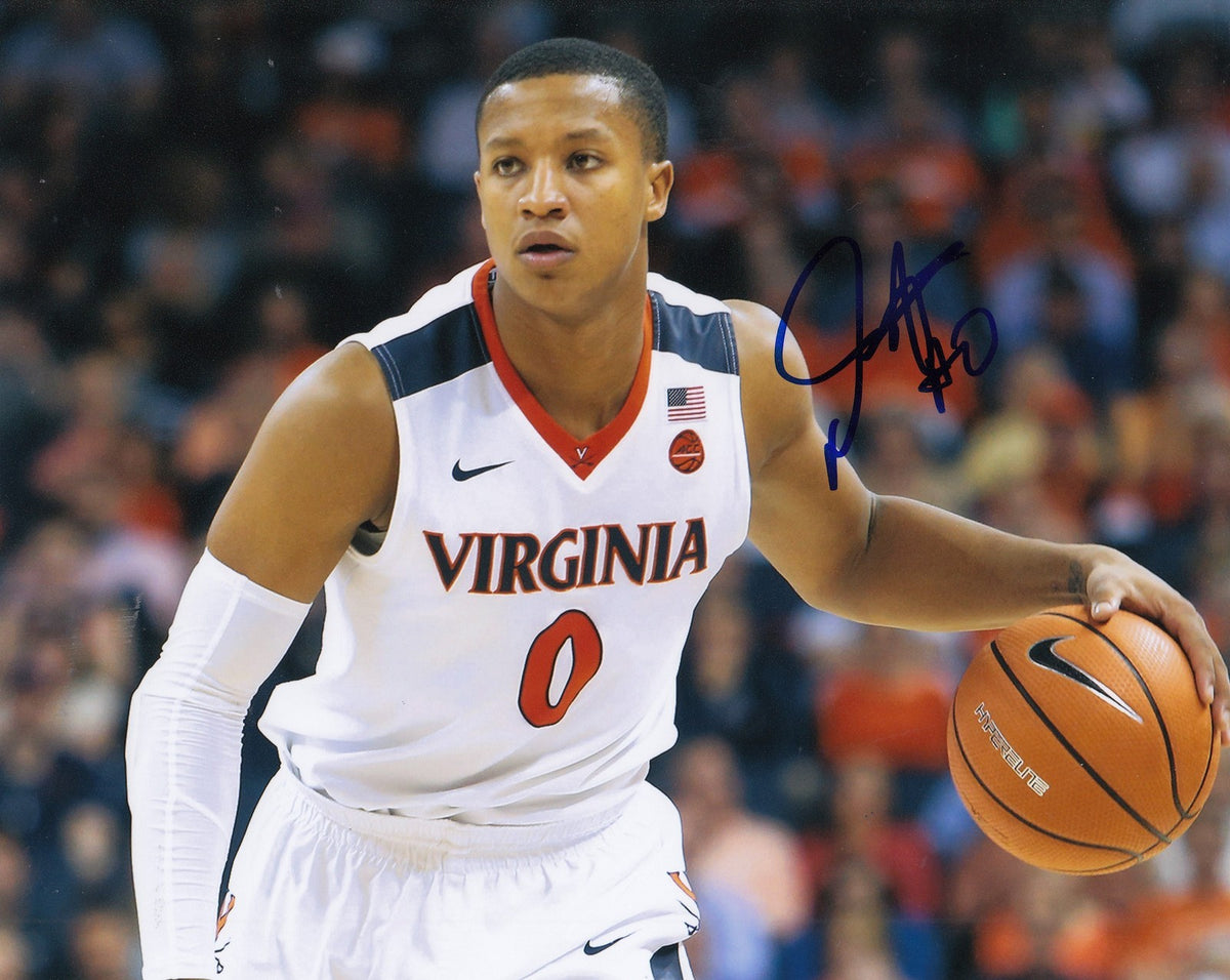 DEVON HALL signed (VIRGINIA CAVALIERS) basketball 8X10 *NBA DRAFT* UVA W/COA #4