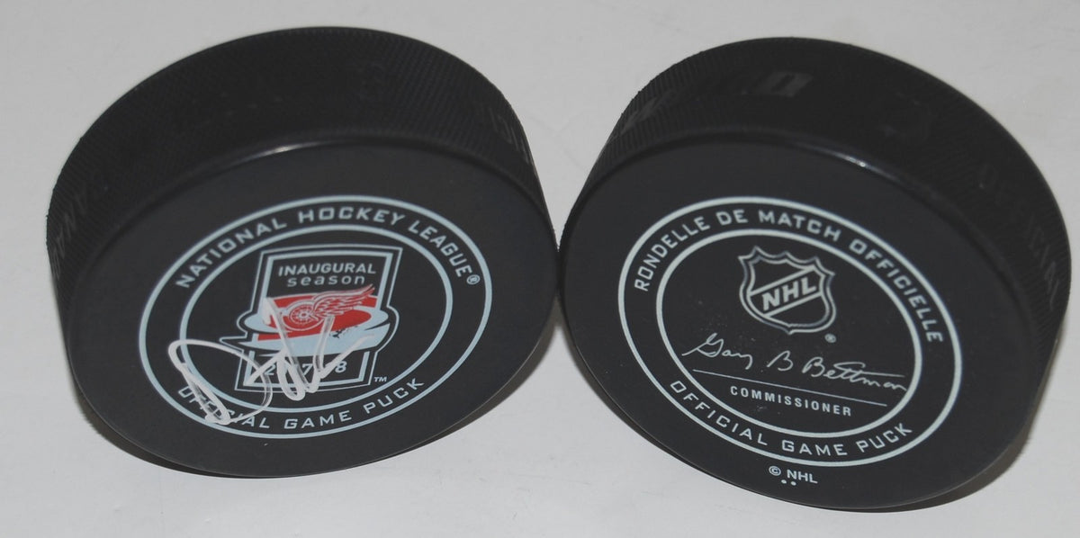 DOUG HOUDA signed (DETROIT RED WINGS) 2017-18 INAUGURAL Game puck W/COA LCA