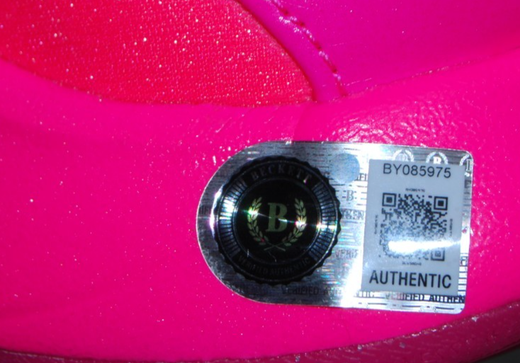 PAIGE BUECKERS signed (NIKE) Pink Shoe DALLAS WINGS WNBA BECKETT BY085975