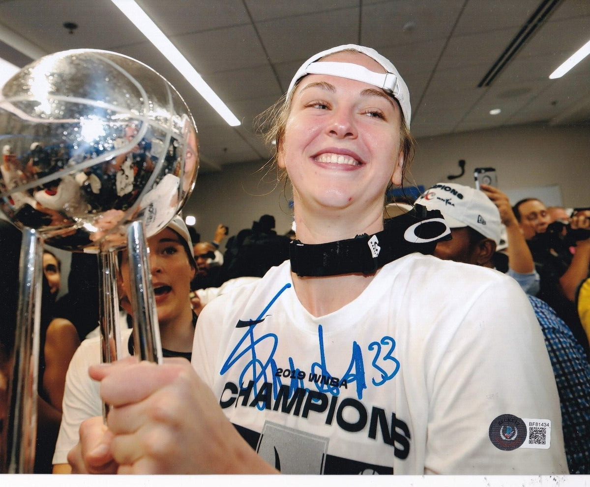 EMMA MEESSEMAN signed (WASHINGTON MYSTICS) WNBA basketball 8X10 BECKETT BF81434
