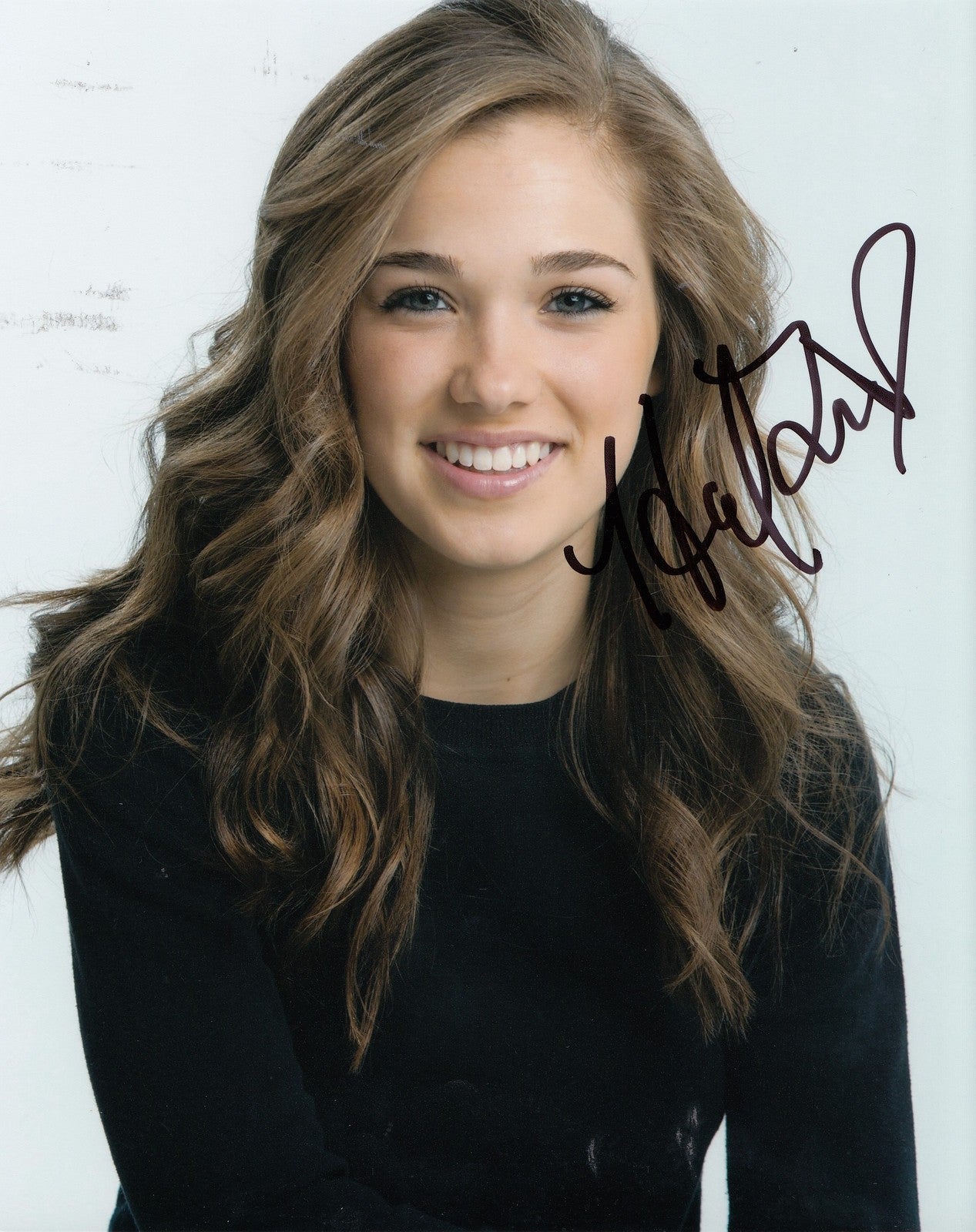 Haley Lu Richardson signed *RAVENSWOOD* Tess Hamilton 8X10 photo W/COA #1
