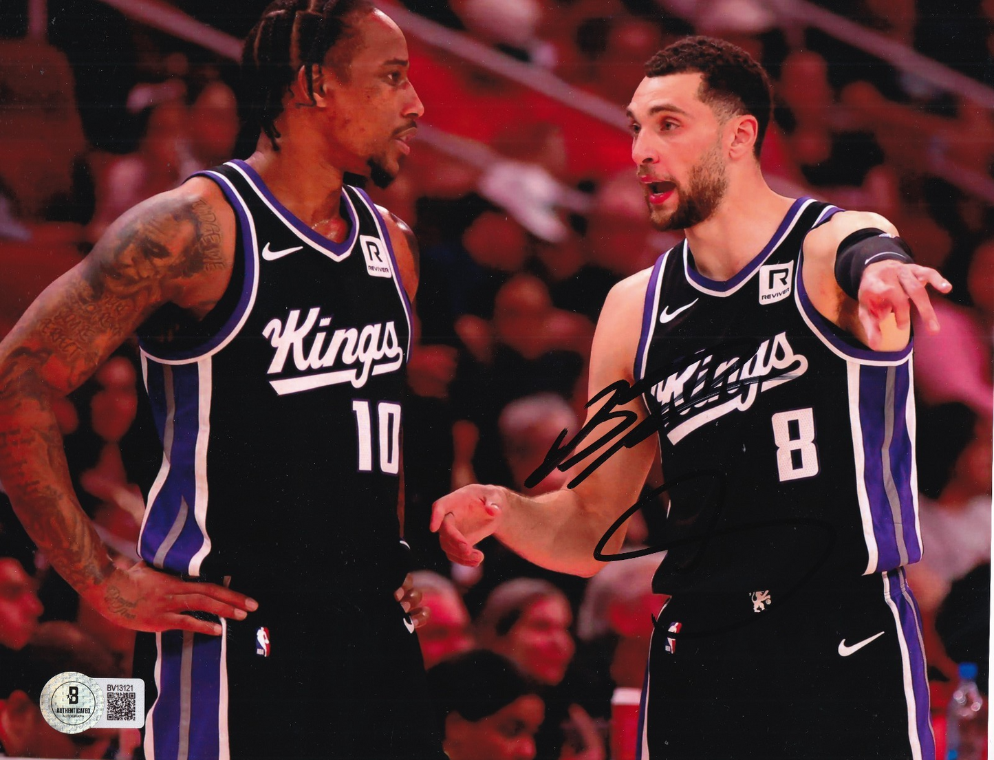 DEMAR DEROZAN & ZACH LAVINE signed (SACRAMENTO KINGS) 8X10 BECKETT BAS BV13121