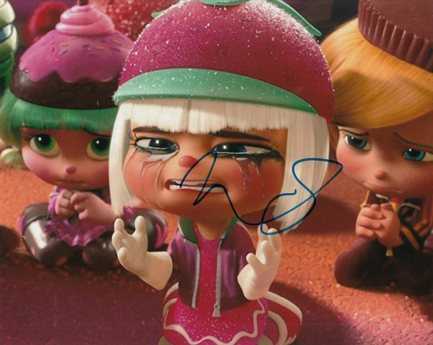 MINDY KALING signed (WRECK IT RALPH) 8X10 *Taffyta Muttonfudge* photo W/COA #2