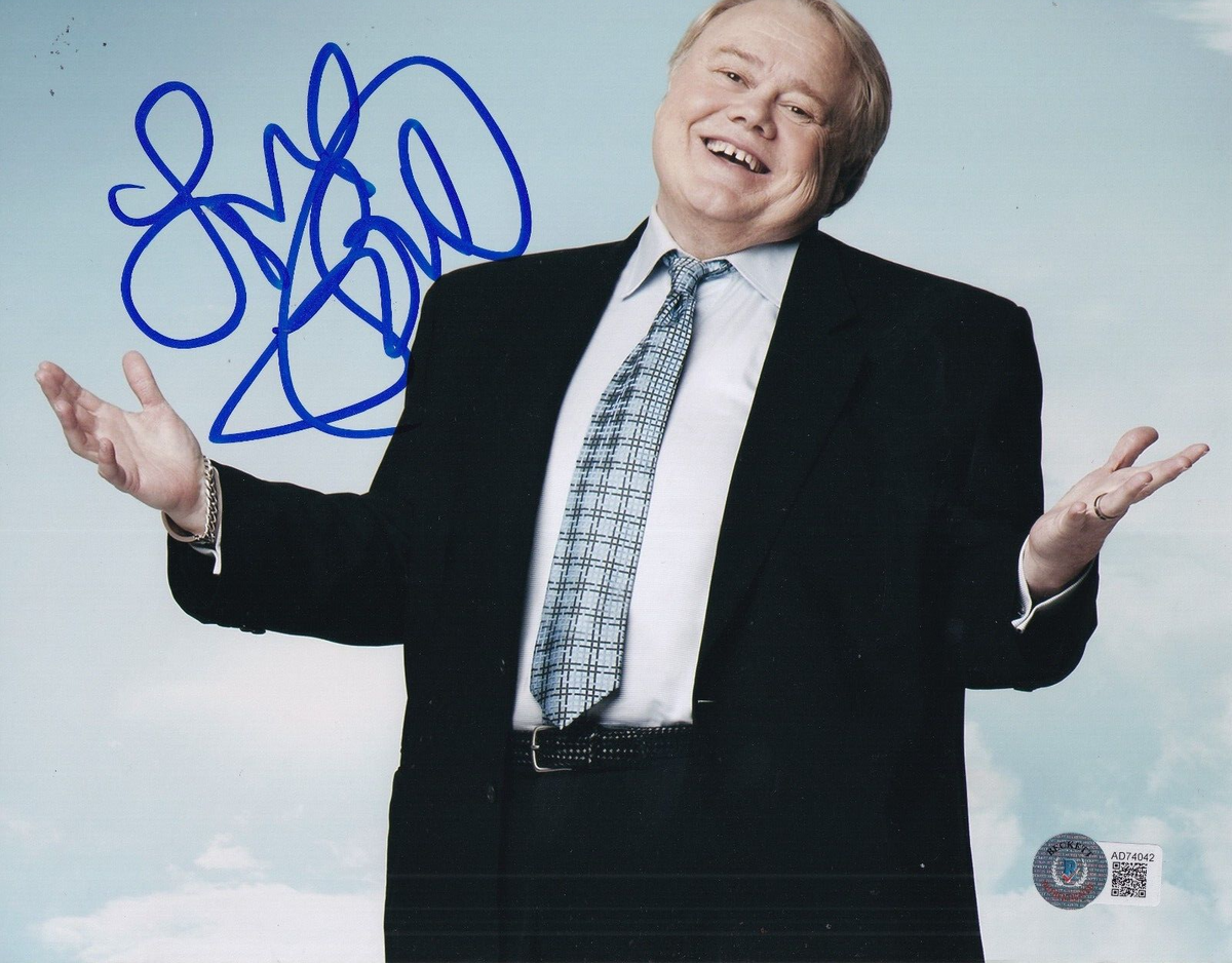 LOUIS ANDERSON signed (COMING TO AMERICA) COMEDIAN 8X10 photo BECKETT AD74042