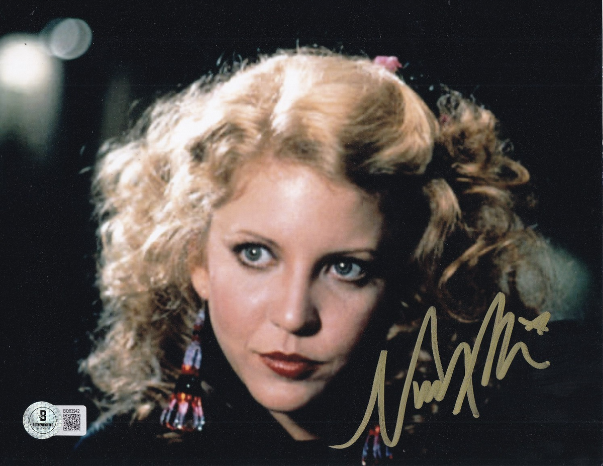 NANCY ALLEN signed (DRESSED TO KILL) Liz Blake movie 8X10 photo BECKETT BQ83942